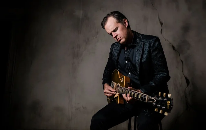 Joe Bonamassa Physical Appearances e1736233204168