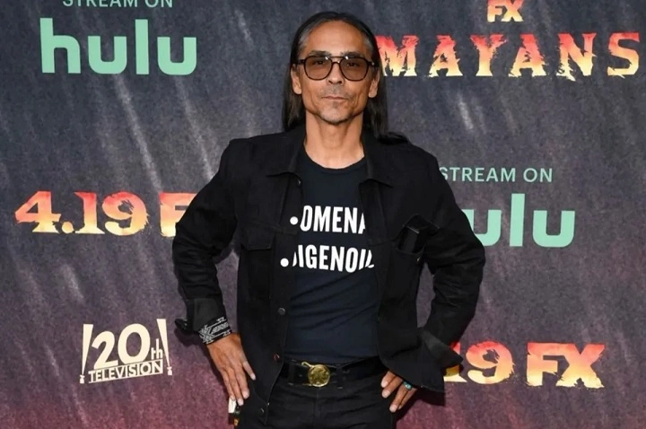 zahn mcclarnon height 1