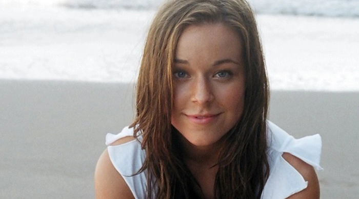 Tina Majorino Net Worth 1