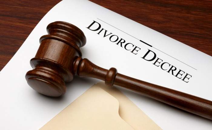 How a Family Lawyer in Baton Rouge Can Guide You Through Divorce Preparation