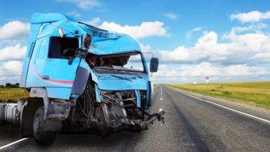 How Personal Injury Lawyers Handle the Complexities of Truck Accidents
