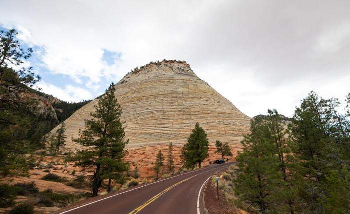 Zion National Park Zion Mount Carmel Scenic Drive Checkerboard Mesa 1 1 1024x683 2