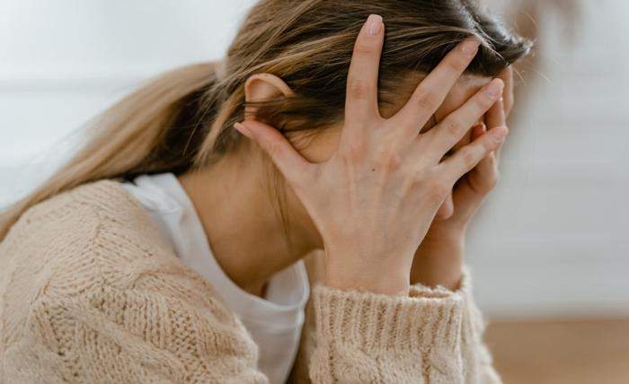 women hormones addiction