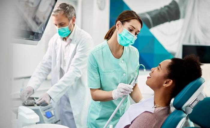 How Do Dentists in Massachusetts and Rhode Island Ensure Family Friendly Care