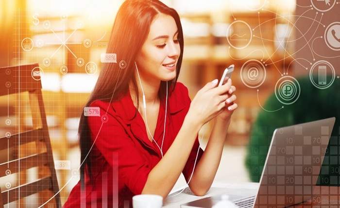 How Technology Influences Consumer Behavior 1