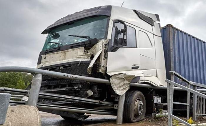 5 Reasons You Shouldnt Handle a Truck Accident Claim on Your Own