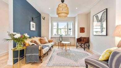 How to Choose the Perfect Wall Sconce for Your Living Room