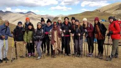Flash Pack group climb Rainbow Mountain in Peru 1024x512 1
